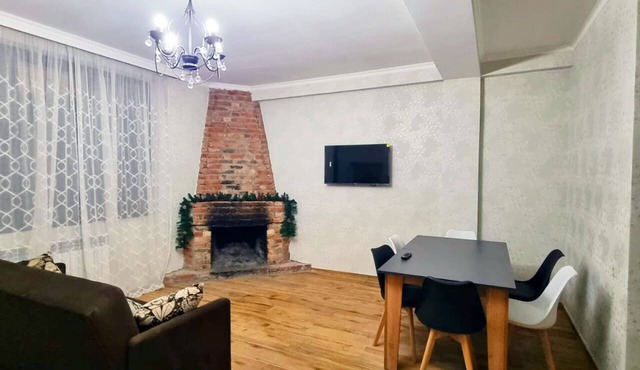 Entire 3 Bedroom Cottage for up to 8 people at Skii Resort and in Nature.