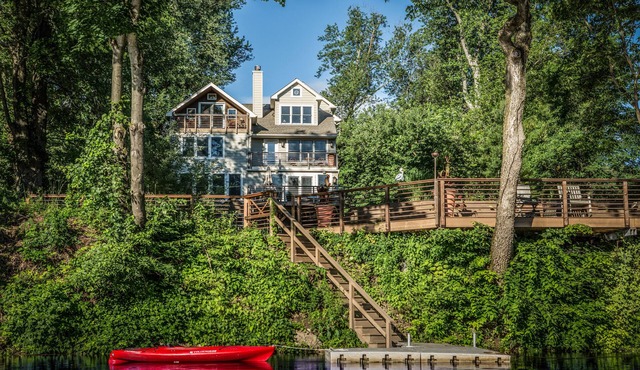 Featured on HGTV.com! New Bucks County All Season River Home. No hidden fees. in Upper Black Eddy