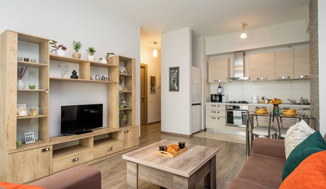 GG Home – Cozy 1BR with City & Mtatsminda Views
