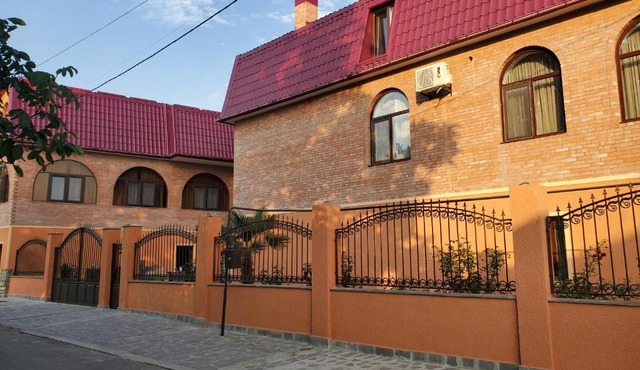 Gogi's Paradise Guesthouse