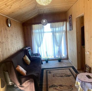 Gomis mta house
