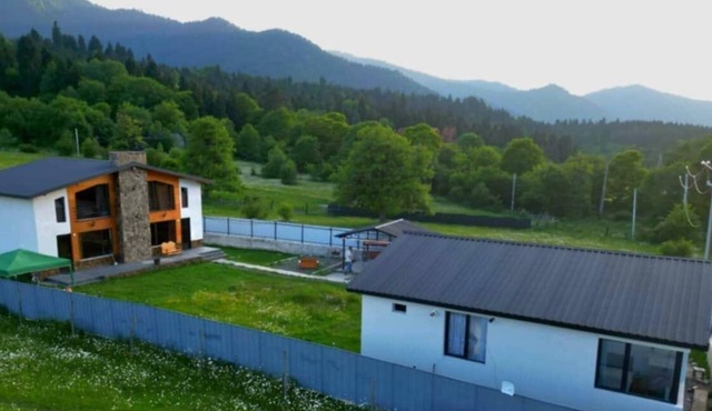 Gorgeous 2-bedroom cottage in Tsemi for a relaxing getaway