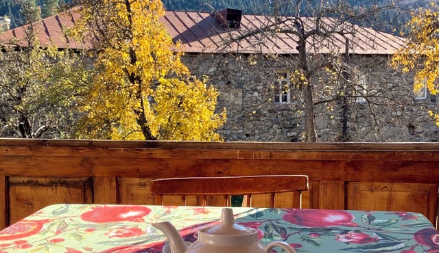 Guesthouse Lantia 5 minutes away Centrally Located Comfort Close to Everything.