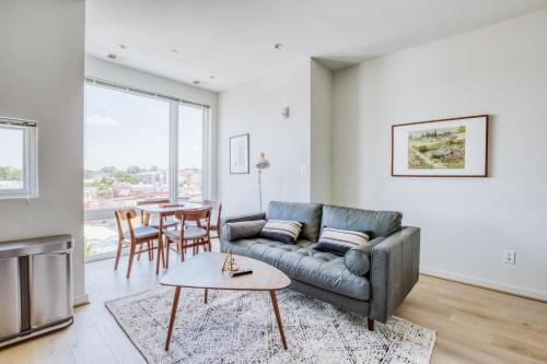 H Street 2br w wd nr restaurants WDC-760 in Washington