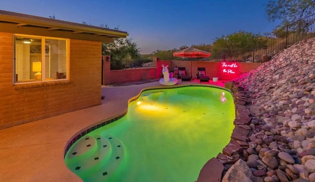 Hilltop Private Resort Home with SPARKLING POOL in Tucson