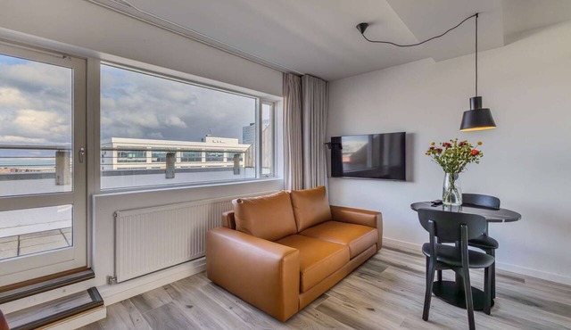 Hlemmur Suites - Large Deluxe Studio in Reykjavík