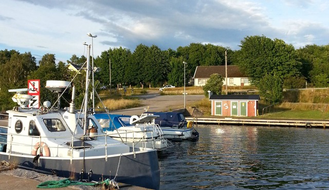 Holiday house in beautiful south - west facing in Karlskrona S