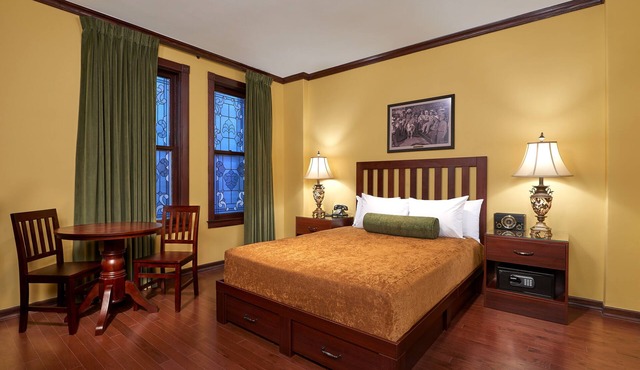 Hotel Apache in Las Vegas