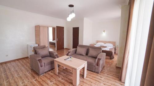 Hotel Chakvi