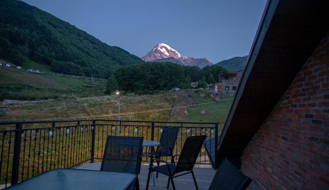 Hotel GENI Kazbegi