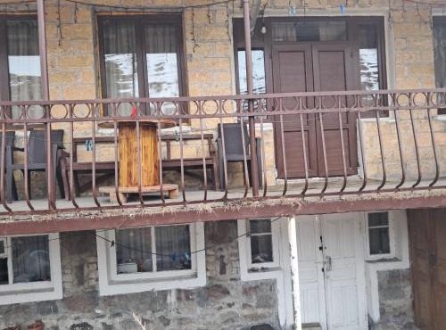 Hotel kazbegi1
