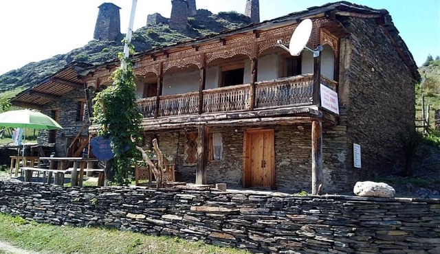Hotel Omalo2005