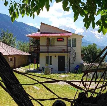 Iason Guest House in Mazeri