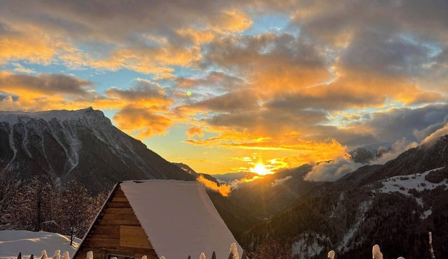 Isolated Cabin in Kichkhuldashi, Svaneti with Lake Fishing & Horse Riding
