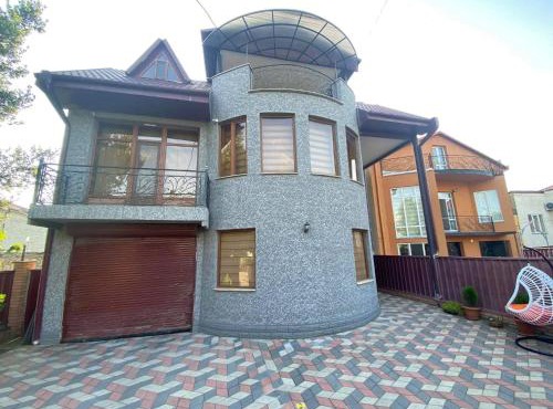 LANA`S GUEST HOUSE