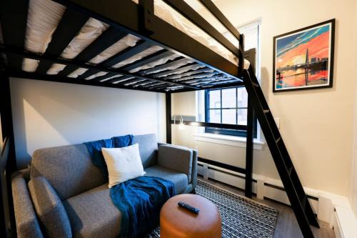 Loft Bed Studio Prudential Area in Boston