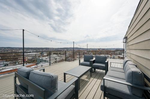 LUX 3BR Apartment in DC with Rooftop in Washington