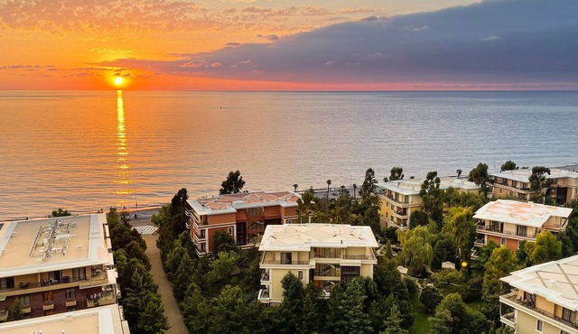 Luxurious Apartments Near Batumi! Enjoy multiple pools, aqua park, restaurants.