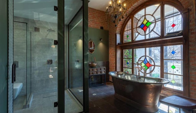 Luxury Flat in Famous Historic Building