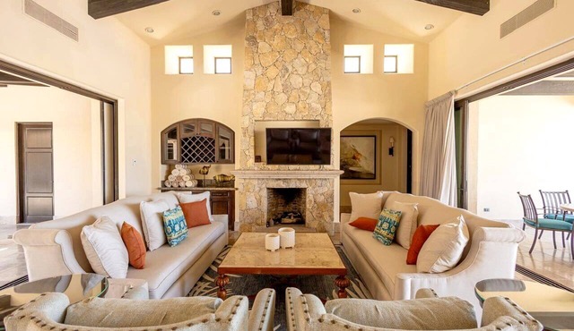 Luxury Golf Villa at Diamante-Golf, Lagoon & Cabo Coast Access in Cabo San Lucas