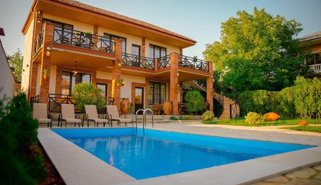 Merebashvili Estate