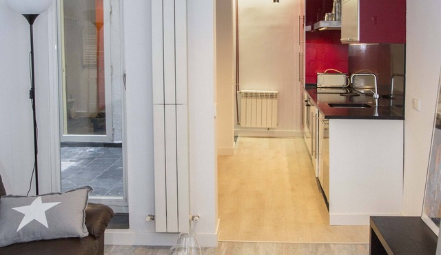 MODERN APARTMENT, BRIGHT, WELL LOCATED in Madrid
