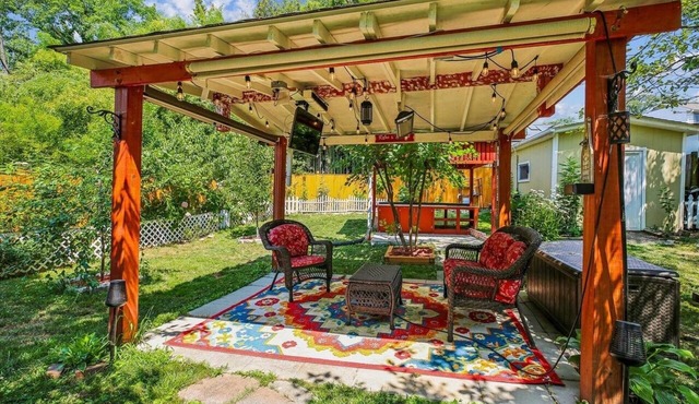 Modern Cozy Silver Spring Getaway Basement Guesthouse - Close to DC in Silver Spring