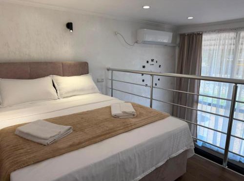 Modern Loft Studio In Chakvi