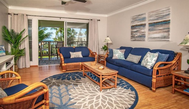 Molokai Island Retreat with Beautiful Ocean Views and Pool - Newly Remodeled! in Ualapue