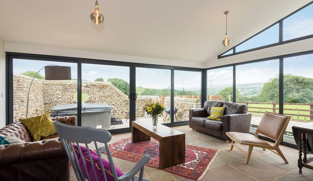 Moorgate Cottage - UKC3380 in Barnoldswick