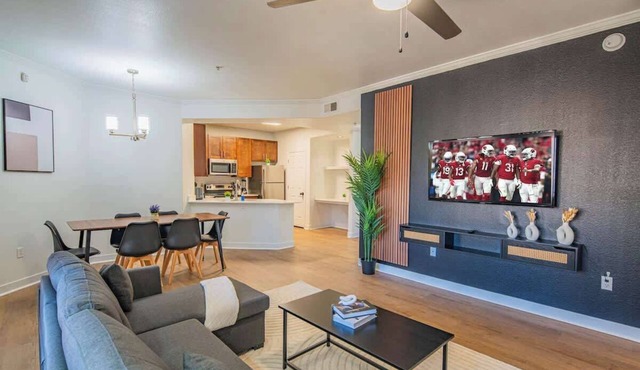 Near State Farm Stadium | Pool, Gym, Balcony, W/D in Glendale