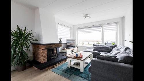 Nice Spacious House Near Amsterdam And Schiphol in Zwanenburg