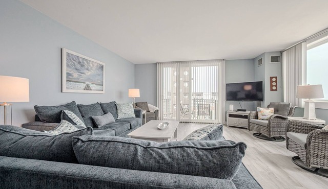 Ocean Front 3BR 3 BA Condo in Rehoboth Beach in Rehoboth Beach