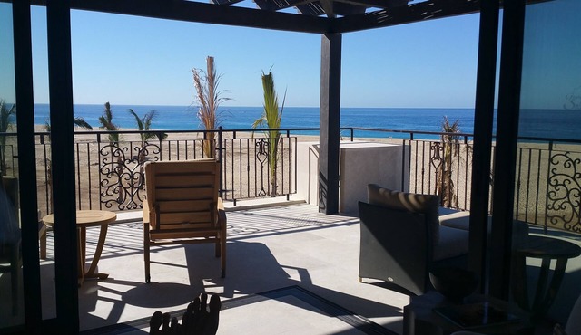 Oceanfront Penthouse in Cabo San Lucas December 13-20, 2025 in Cabo San Lucas