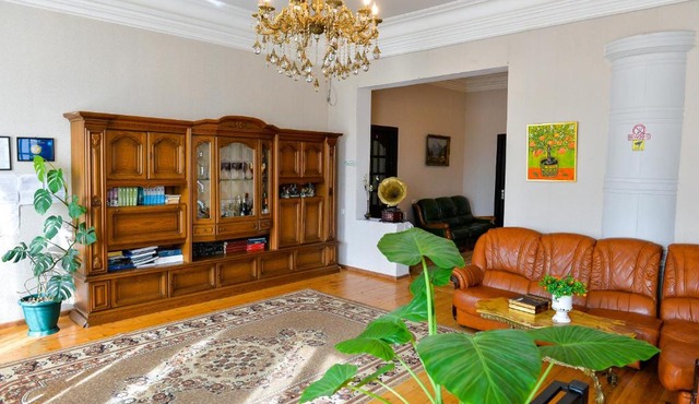 Orange Guesthouse