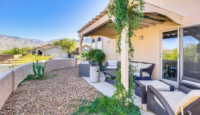 Oro Valley Home w/Hot Tub & Mountain Views! in Oro Valley