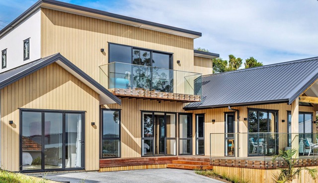 Panoramic views on the Peninsula in Whangaparaoa