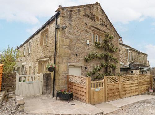 Pear Tree Cottage at Hey Farm in Barnoldswick