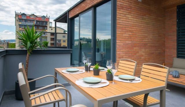 Penthouse One-bedroom Terrace Suite with Kitchen