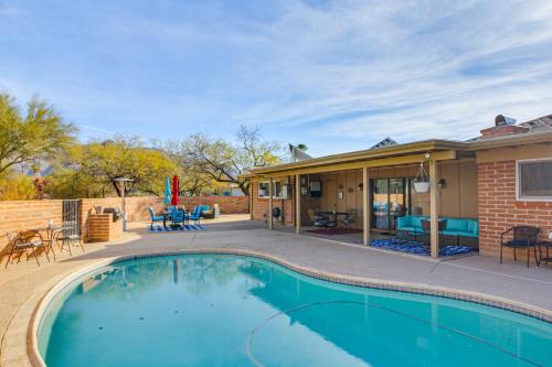 Private Pool & Fire Pit! Walkable Tucson Retreat in Tucson