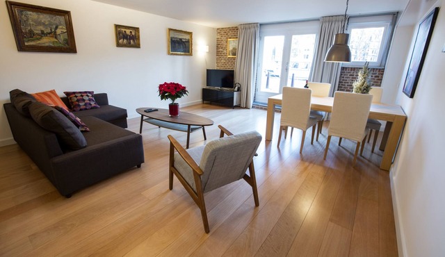 Quiet and centrally located Canal Apartment in Amsterdam