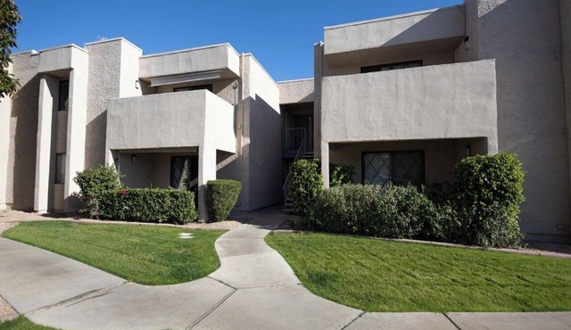 Quiet Mesa Condo with Scenic Golf Course Views & Easy Freeway Access in Mesa