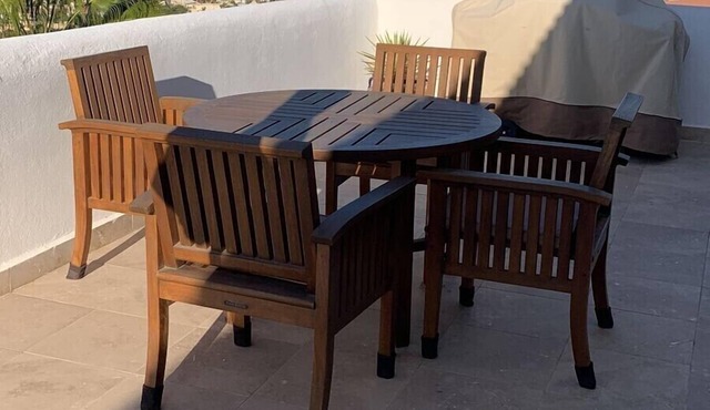 Ready and Clean: Renovated Condo in fabulous Pedregal, Ocean, city and Mtn views in cabo san lucas
