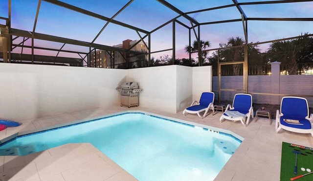 Remi's Rainforest | I-Drive Villa w/Safari BR, Luxe Suites, Full Kitchen & Pool in Orlando