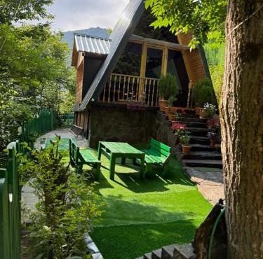 Riverhush cabin in Machakhlispiri
