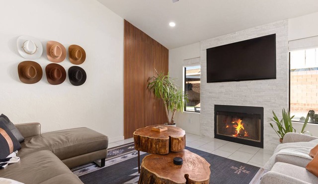 Saguaro Social House- Chic Desert Stay in Tucson with Sparkling Pool! in Tucson