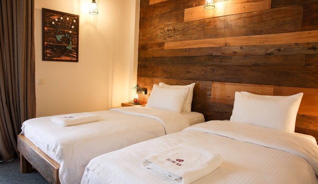 Sazano Wine Cellar & Hotel