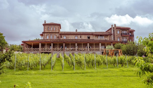 Schuchmann Wines Château,Villas & SPA