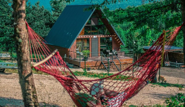 Shaori Lake Cottages