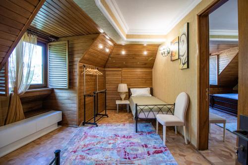 Sololaki Gem, 3BR Apartment